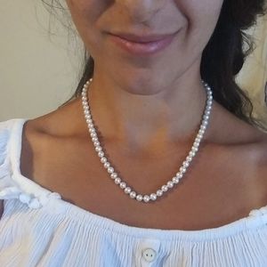 Elegant Pearl Costume Necklace